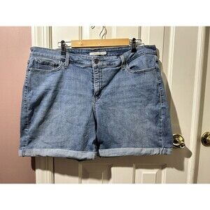 Levis Classic Shorts Womens Size 20 Cuffed Mid Rise Denim Stretch Blue 5” Inseam